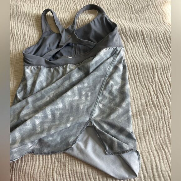 Lululemon Venus Tank Grey Women’s Size 10 - Picture 8 of 8